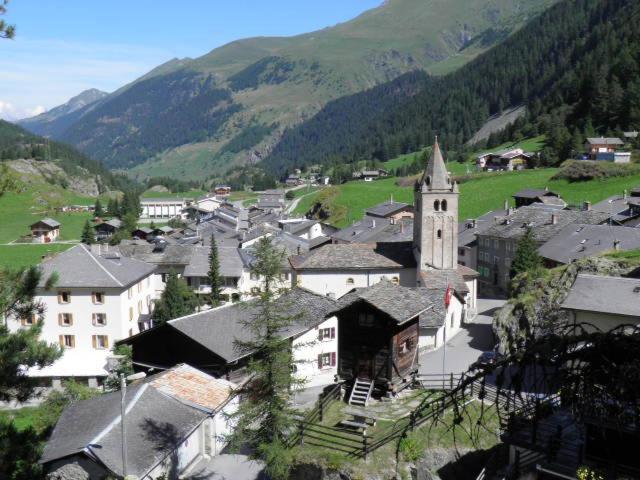 Petit Velan - Coworking & Coliving Hostel Bourg-Saint-Pierre Luaran gambar