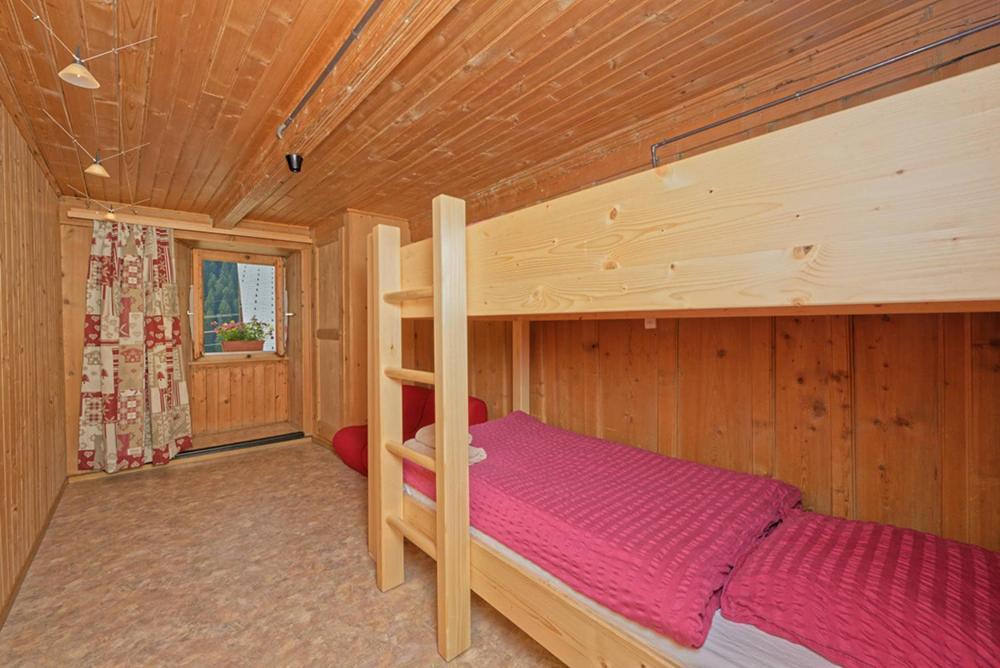 Petit Velan - Coworking & Coliving Hostel Bourg-Saint-Pierre Luaran gambar